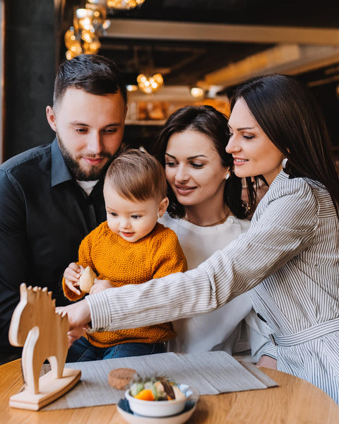 Ein Leitfaden für stressfreien Besuch mit Kleinkindern im Restaurant